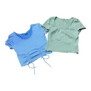 SO - EC - Bundle of Blue and Green Cropped Tops Size Small